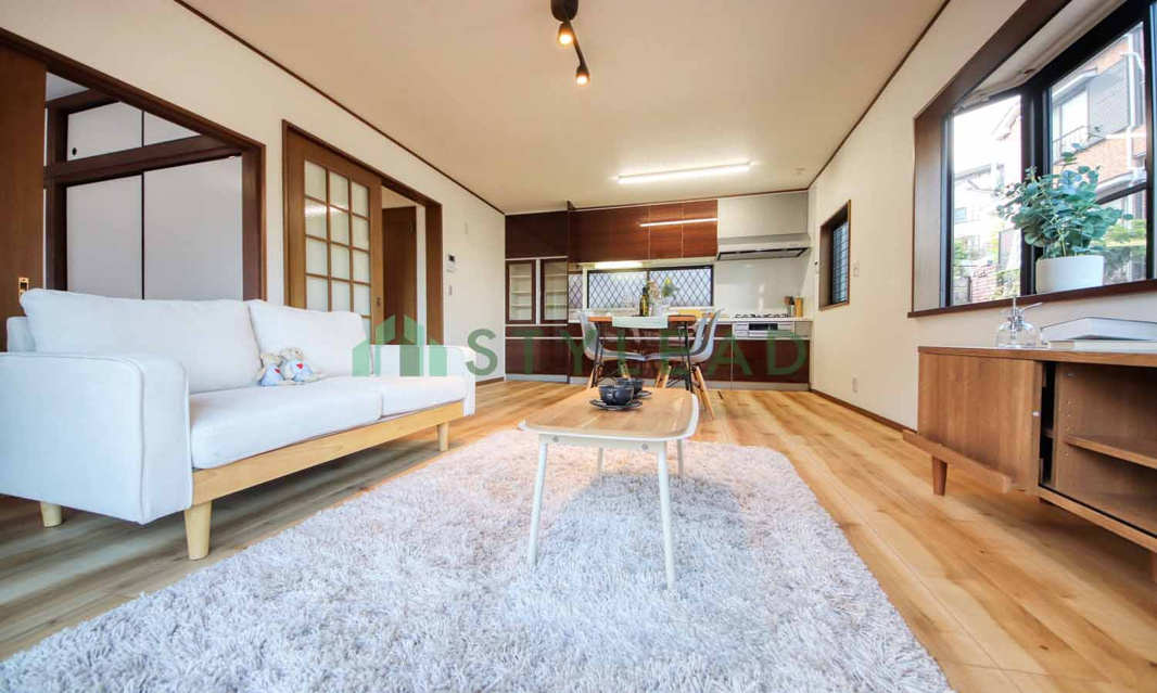 横浜市戸塚区前田町の中古一戸建【居間・リビング】