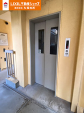 メゾン南加賀屋 【設備】エレベーターです。