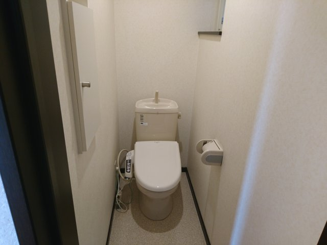 ＴＯＷＮ東２南２５【トイレ】