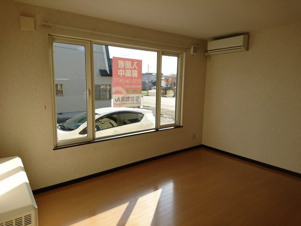 ＴＯＷＮ東２南２５【居間・リビング】