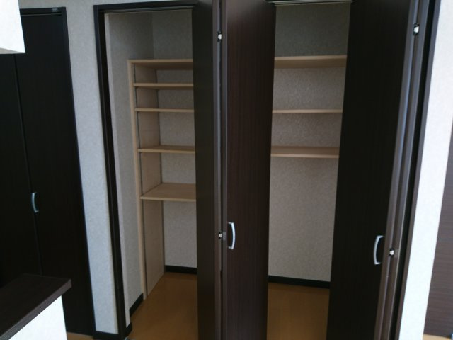 ＴＯＷＮ東２南２５【収納】