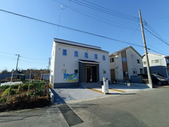 さいたま市岩槻区南辻　新築一戸建ての画像