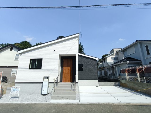 1号棟【外観】■外観　人気の平屋住宅！お洒落な片流れ屋根です♪