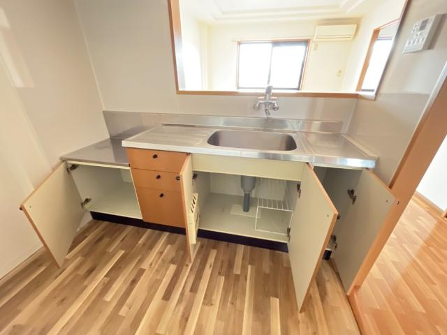 メゾン・ハピネス【キッチン】キッチン収納