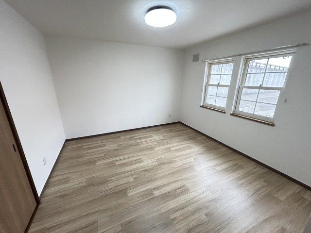 ラッキーストーリッジⅡ【寝室】