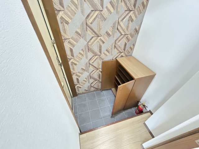 ラッキーストーリッジⅡ【玄関】