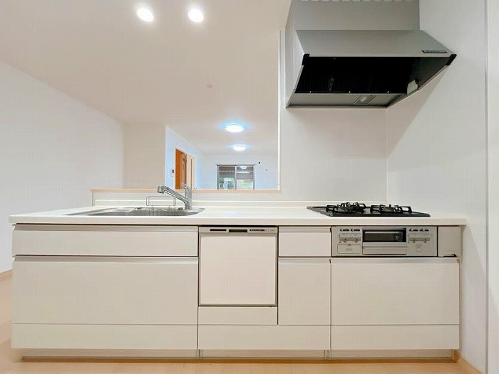 清須市朝日五条　中古戸建【キッチン】