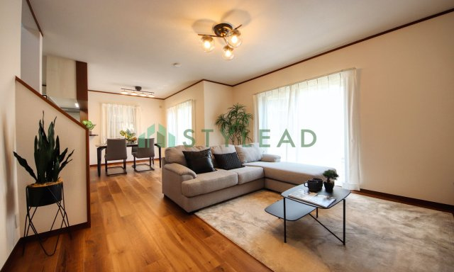 横浜市戸塚区前田町の中古一戸建【居間・リビング】