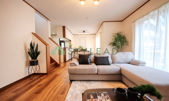 横浜市戸塚区前田町の中古一戸建【居間・リビング】