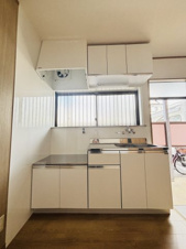 スプリングヒルズ【キッチン】