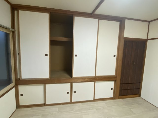 ハイツ湖水【収納】