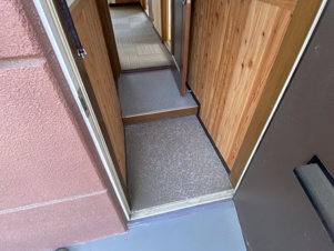 コーポ中丸２【玄関】