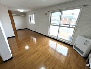 カーサ・プリオールⅤ【居間・リビング】