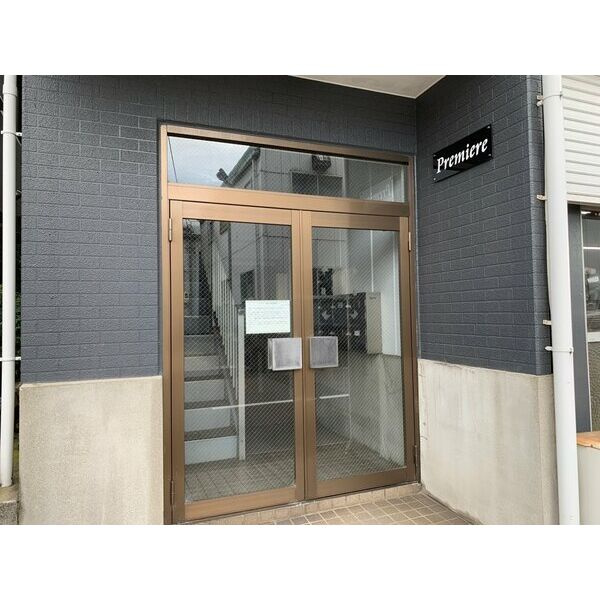 プリミエール松本　2階事務所【玄関】