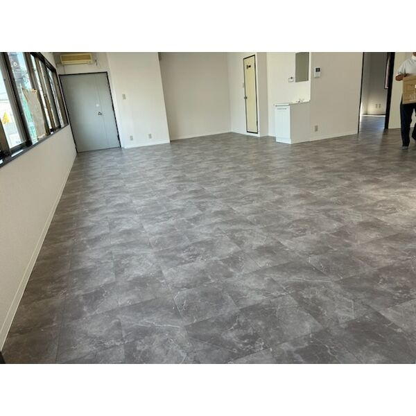 プリミエール松本　2階事務所【内装】