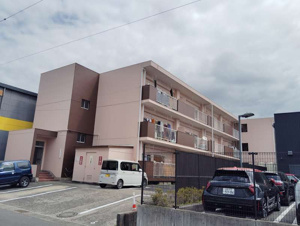 ファミール若松【外観】