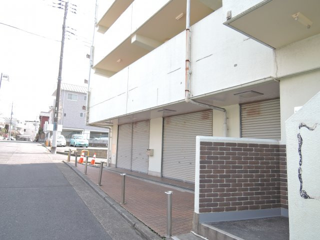 シャルパンティエ・ヴィル水戸【駐車場】