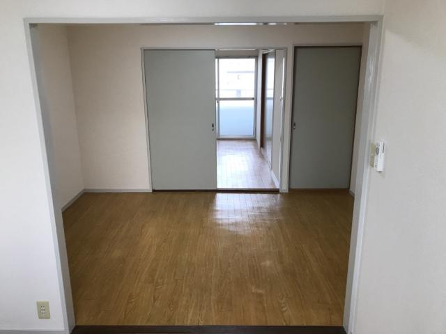 グリーンヒルズ桜【内装】ダイニング