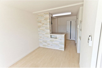 Heartful宝町【居間・リビング】