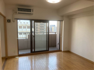 宝マンショングランスクエア名駅【居間・リビング】