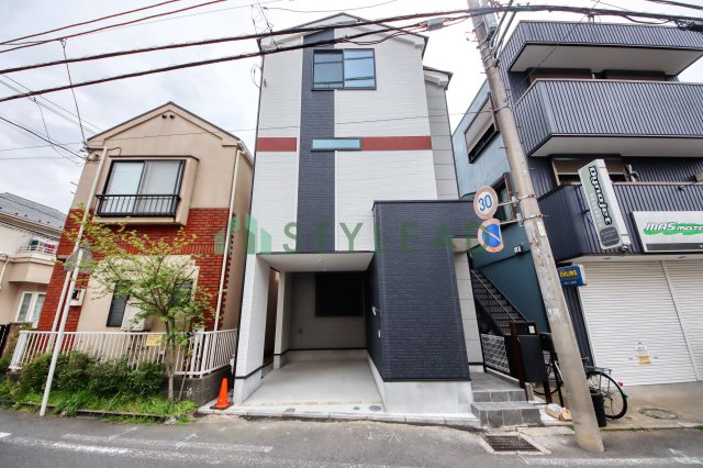 横浜市鶴見区東寺尾２丁目の新築一戸建【外観】