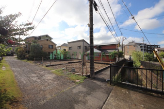 鎌倉市大船４丁目の新築一戸建【前面道路含む現地写真】