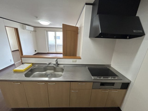 ＳＯＬＥ（ゾーレ）【キッチン】