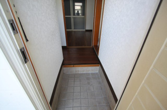 Jハイツ【玄関】