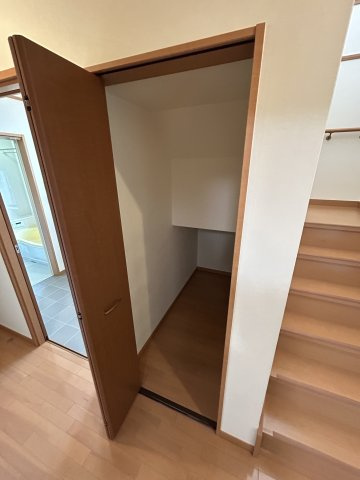 伊那市山寺中古住宅【収納】消耗品や、アウトドア用品の収納スペースとしても利用できます！