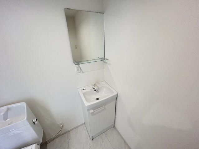 ルナモンド大和田【独立洗面台】