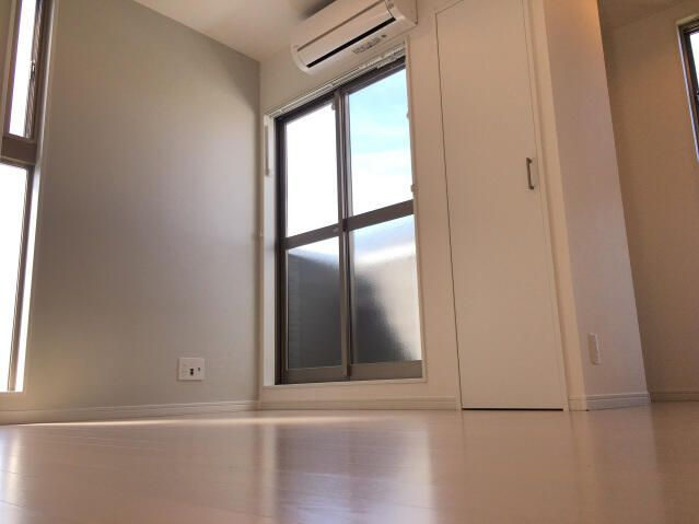 ＣＢ大和田セレーヌ【洋室】