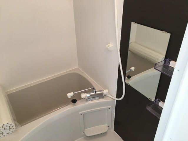 ＣＢ大和田セレーヌ【浴室】