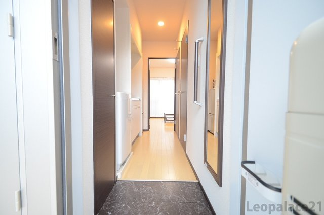 クレイノ陶元町【玄関】