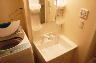 クレイノ陶元町【内装】女性に嬉しい独立洗面台です！