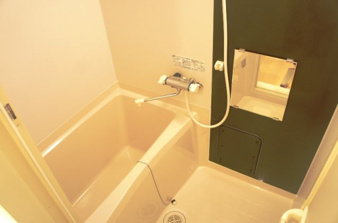 クレイノ陶元町【浴室】浴室乾燥機つきです！