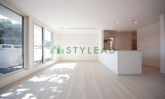 横浜市中区山元町３丁目の新築一戸建【居間・リビング】