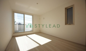 横浜市中区山元町３丁目の新築一戸建【洋室】