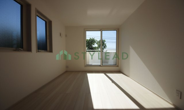 横浜市中区山元町３丁目の新築一戸建【洋室】