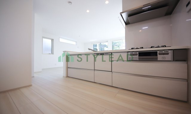 横浜市中区山元町３丁目の新築一戸建【キッチン】