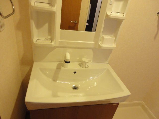 ハイツ彩【洗面所】洗面台