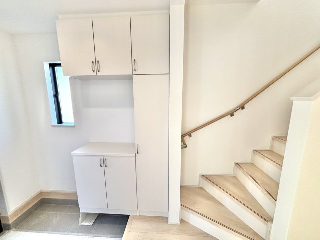 日立市東金沢町4丁目130 新築【玄関】