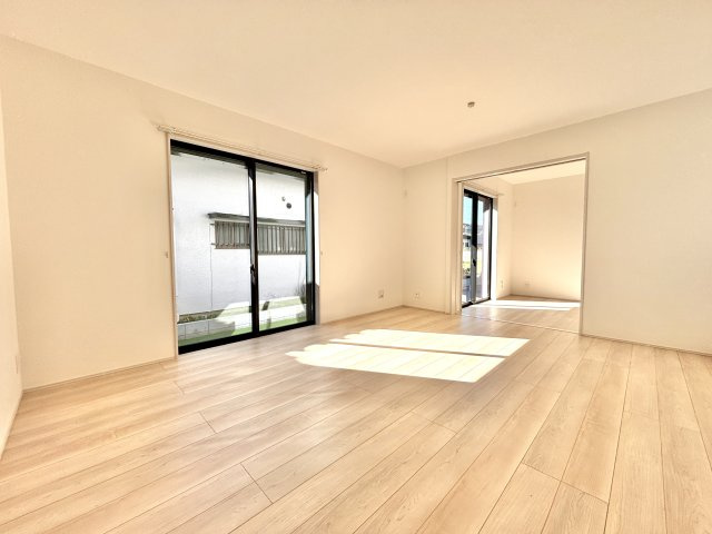 日立市東金沢町4丁目130 新築【居間・リビング】