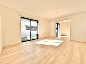 日立市東金沢町4丁目130 新築【居間・リビング】