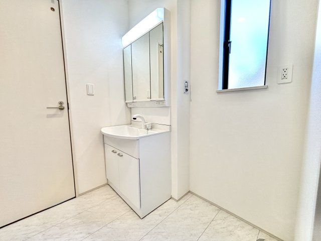 日立市東金沢町4丁目130 新築【独立洗面台】