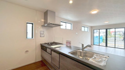 「Tiktok動画　吹き抜け天井　2台並列　流山セントラルパーク駅」の画像