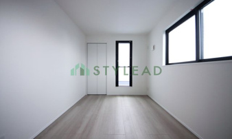 横浜市保土ケ谷区仏向西の新築一戸建【洋室】