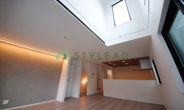 横浜市保土ケ谷区仏向西の新築一戸建【居間・リビング】