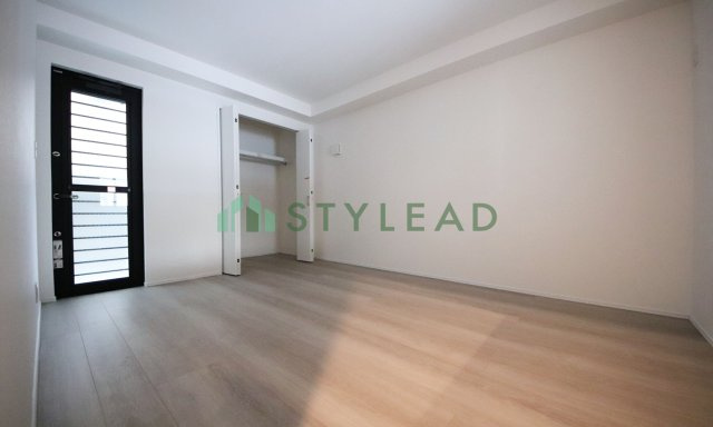 横浜市保土ケ谷区仏向西の新築一戸建【洋室】