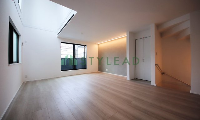 横浜市保土ケ谷区仏向西の新築一戸建【居間・リビング】