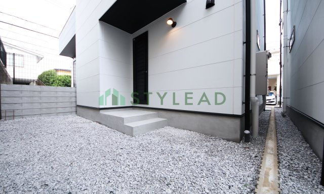 横浜市保土ケ谷区仏向西の新築一戸建【庭】